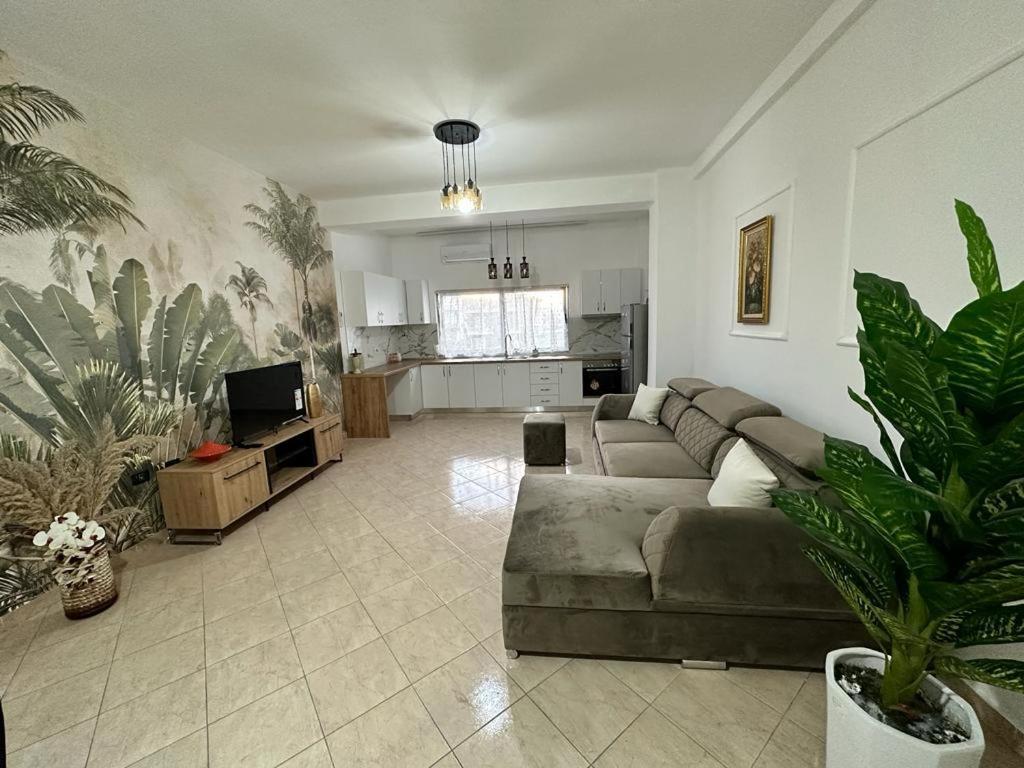 Victorias Apartment Tirane Екстер'єр фото